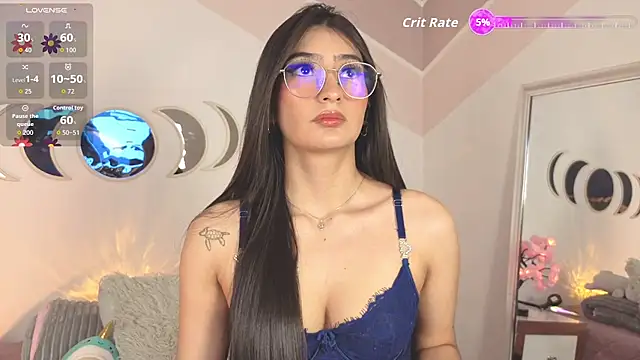 Snapshot of salomee_mon chatting on March 18, 2:09 pm salomee mon online show from March 18, 2:09 pm