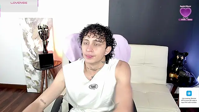 Snapshot of Jay_Taylor1_ chatting on March 14, 3:12 am Jay Taylor1 online show from March 14, 3:12 am