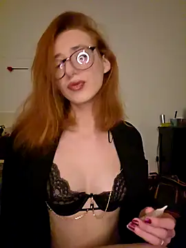 Snapshot of SweetAnnaX chatting on March 6, 12:07 am SweetAnnaX online show from March 6, 12:07 am