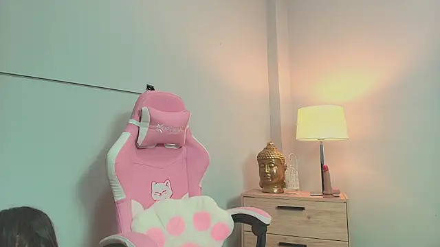 gabyevans4 online show from March 23, 1:26 pm