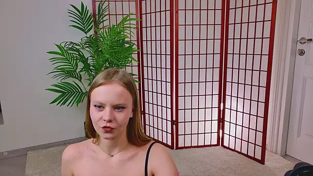 Snapshot of Sophie_Peach_ chatting on March 19, 2:54 pm Sophie Peach online show from March 19, 2:54 pm