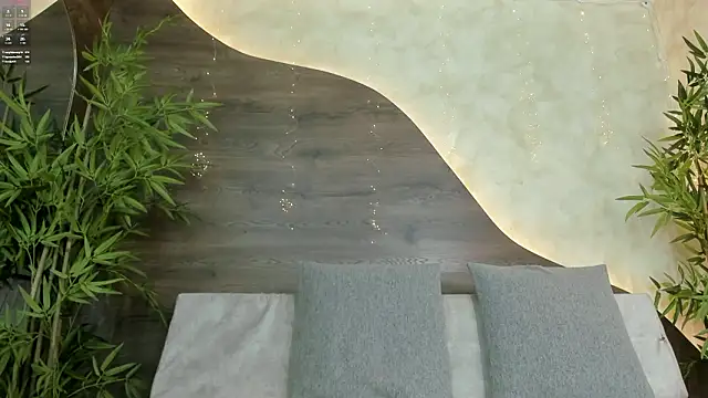 Snapshot of Naomi_Rex chatting on March 19, 7:51 pm Naomi Rex online show from March 19, 7:51 pm