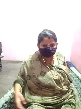 Snapshot of gujjuhotcouple chatting on March 6, 5:42 pm gujjuhotcouple online show from March 6, 5:42 pm