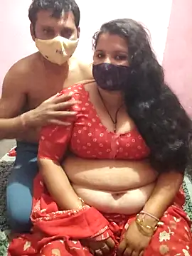 Snapshot of gujjuhotcouple chatting on March 10, 7:52 pm gujjuhotcouple online show from March 10, 7:52 pm