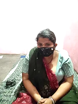 Snapshot of gujjuhotcouple chatting on March 19, 4:44 pm gujjuhotcouple online show from March 19, 4:44 pm