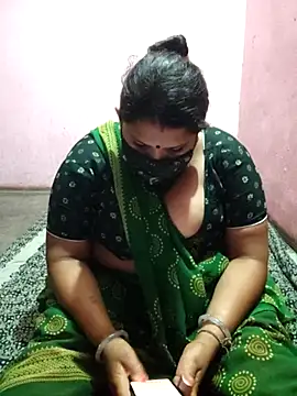 Snapshot of gujjuhotcouple chatting on March 27, 5:34 pm gujjuhotcouple online show from March 27, 5:34 pm