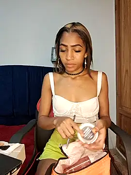 Snapshot of Canela_em chatting on March 3, 12:33 pm Canela em online show from March 3, 12:33 pm