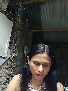 yuliitza4 online show from June 29, 11:49 pm
