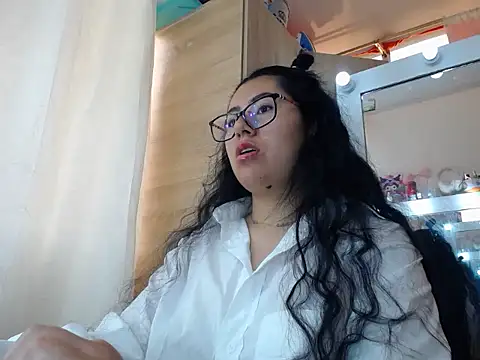 Snapshot of Marian_ballesteros chatting on March 25, 1:28 pm Marian ballesteros online show from March 25, 1:28 pm