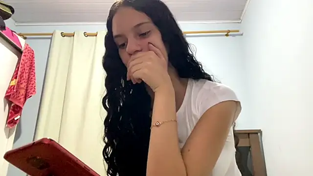 IvyDesirer online show from March 11, 2:28 am