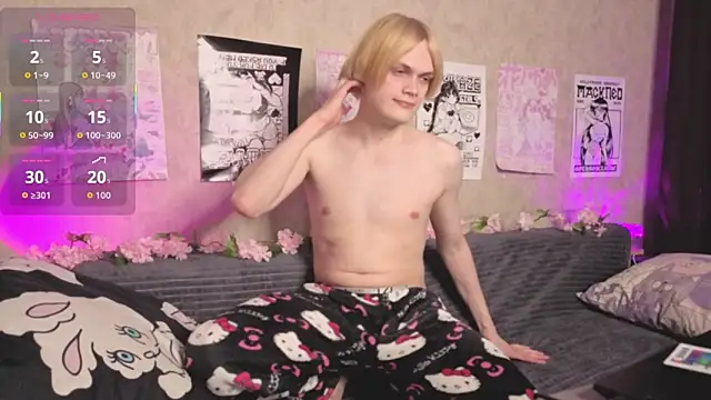 Snapshot of maximcumtasty chatting on March 20, 9:19 pm maximcumtasty online show from March 20, 9:19 pm