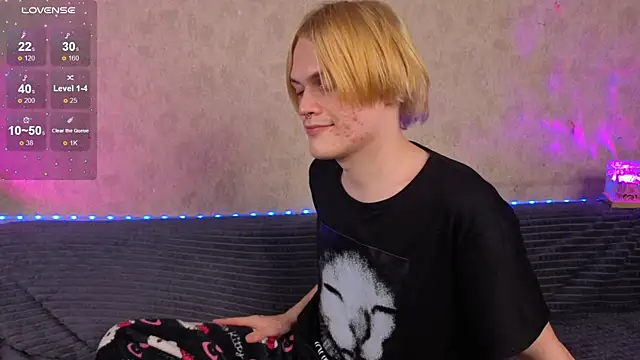 Snapshot of maximcumtasty chatting on March 31, 9:48 pm maximcumtasty online show from March 31, 9:48 pm