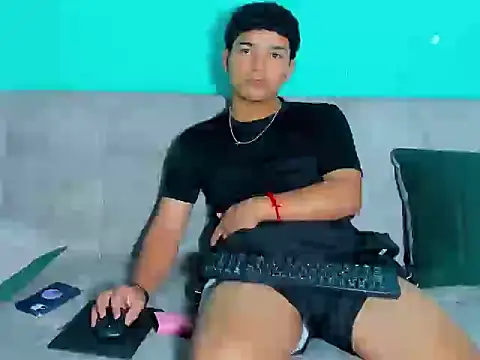 Snapshot of Brandon_Wesly chatting on March 3, 12:33 pm Brandon Wesly online show from March 3, 12:33 pm