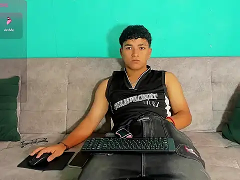 Snapshot of Brandon_Wesly chatting on March 11, 1:17 pm Brandon Wesly online show from March 11, 1:17 pm