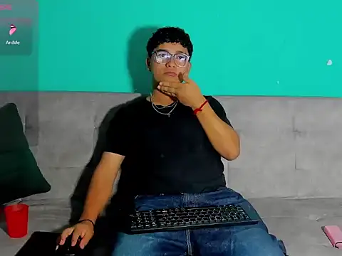 Snapshot of Brandon_Wesly chatting on March 12, 12:33 pm Brandon Wesly online show from March 12, 12:33 pm