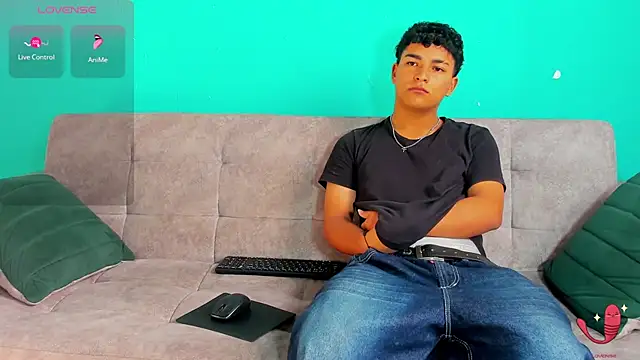 Snapshot of Brandon_Wesly chatting on March 13, 1:07 pm Brandon Wesly online show from March 13, 1:07 pm