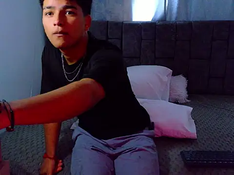 Snapshot of Brandon_Wesly chatting on March 15, 1:39 pm Brandon Wesly online show from March 15, 1:39 pm