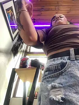 Snapshot of Sara_92 chatting on March 26, 6:35 pm Sara 92 online show from March 26, 6:35 pm