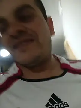 Snapshot of Edwin_Q chatting on June 4, 3:56 am Edwin Q online show from June 4, 3:56 am
