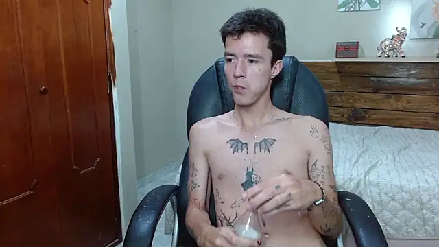 CamiEvan online show from March 9, 10:36 pm