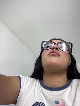 Snapshot of Misty-kat chatting on March 8, 9:02 am Misty-kat online show from March 8, 9:02 am