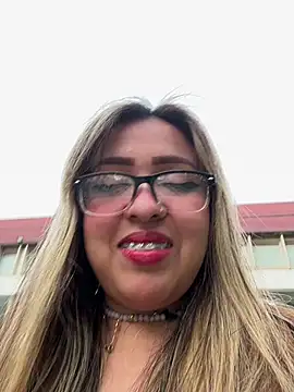 Snapshot of Moon_Velvet_ chatting on March 7, 10:51 pm Moon Velvet online show from March 7, 10:51 pm