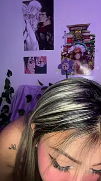 Snapshot of Moon_Velvet_ chatting on March 22, 10:13 pm Moon Velvet online show from March 22, 10:13 pm