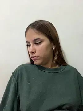 Snapshot of MiluRossee chatting on March 17, 12:04 am MiluRossee online show from March 17, 12:04 am