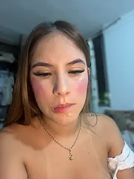 Snapshot of MiluRossee chatting on March 29, 6:13 am MiluRossee online show from March 29, 6:13 am