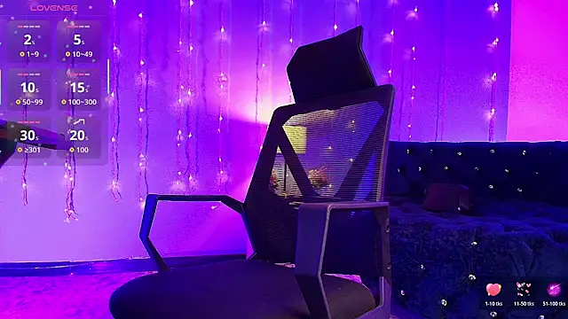 Snapshot of LOGAN_ADAMS27 chatting on March 13, 12:17 am LOGAN ADAMS27 online show from March 13, 12:17 am