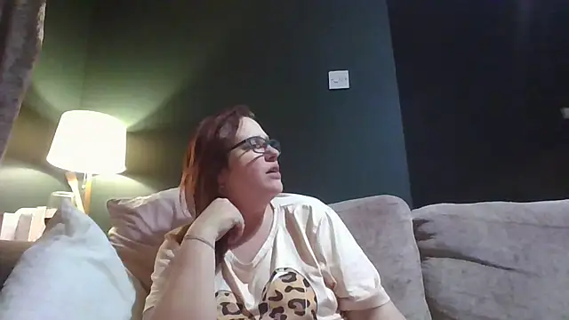 Curvy Clare online show from March 9, 7:29 pm