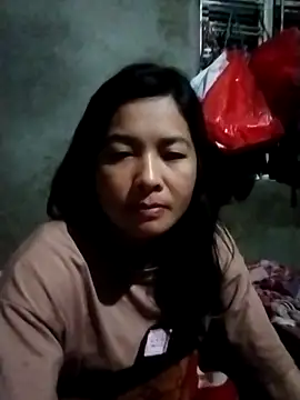 Snapshot of rinrin7700 chatting on March 4, 8:48 pm rinrin7700 online show from March 4, 8:48 pm