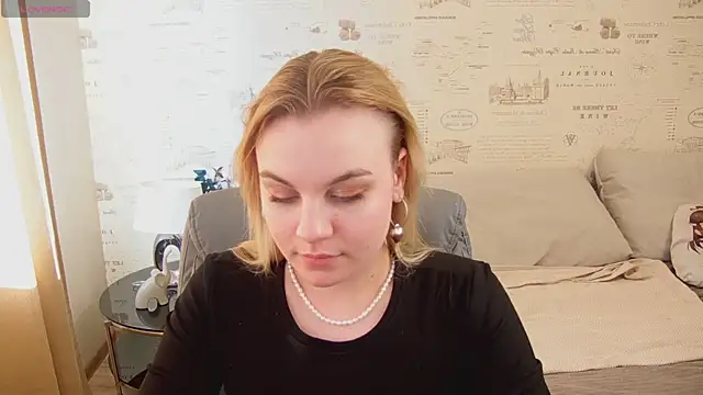 Glow Margo online show from June 3, 1:19 am