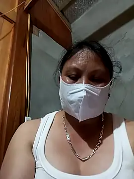 Snapshot of Heylen_hooo chatting on March 28, 1:43 pm Heylen hooo online show from March 28, 1:43 pm