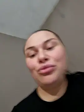 6Alice9 online show from March 6, 4:47 pm