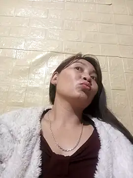 Linhna20 online show from March 14, 8:53 am