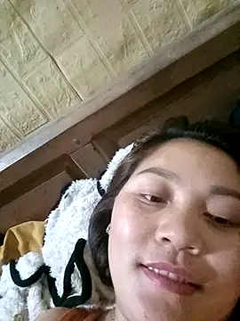 Linhna20 online show from March 18, 6:22 pm