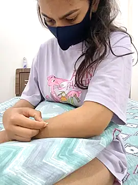 Snapshot of sakshi_jha chatting on March 7, 9:45 pm sakshi jha online show from March 7, 9:45 pm