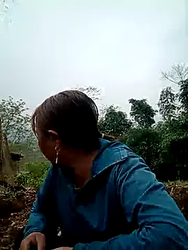 Snapshot of lyly_sexx chatting on March 11, 2:39 am lyly sexx online show from March 11, 2:39 am