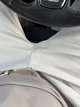 portostrip online show from April 12, 5:51 pm