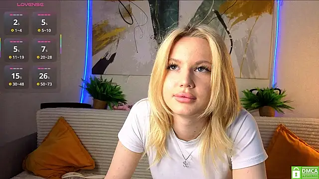 Snapshot of Sonya_vibe_me chatting on March 16, 2:10 pm Sonya vibe me online show from March 16, 2:10 pm