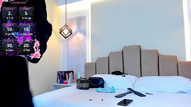 Snapshot of Valkiria_wine chatting on March 9, 12:42 pm Valkiria wine online show from March 9, 12:42 pm