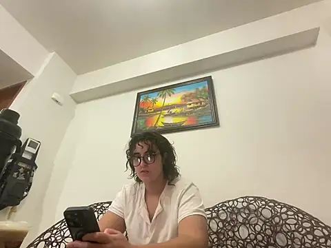 yassiestar online show from February 28, 9:38 pm