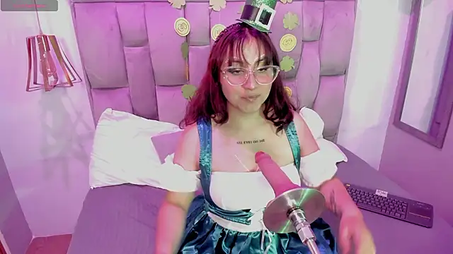 Snapshot of Maddie-LesYoux chatting on March 17, 1:14 pm Maddie-LesYoux online show from March 17, 1:14 pm