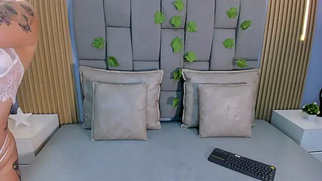 Snapshot of ValeriaRose_ chatting on March 4, 11:38 am ValeriaRose online show from March 4, 11:38 am