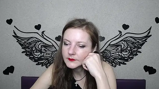 Snapshot of MeganPirs chatting on April 3, 5:22 pm MeganPirs online show from April 3, 5:22 pm