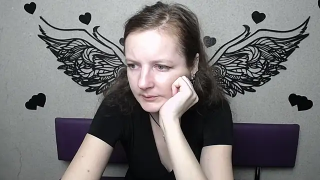 Snapshot of MeganPirs chatting on April 8, 5:13 pm MeganPirs online show from April 8, 5:13 pm