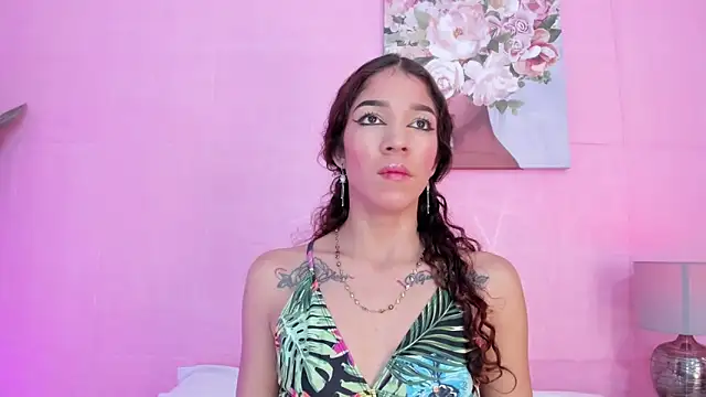 Snapshot of evelyn__rose1 chatting on March 3, 6:14 pm evelyn rose1 online show from March 3, 6:14 pm