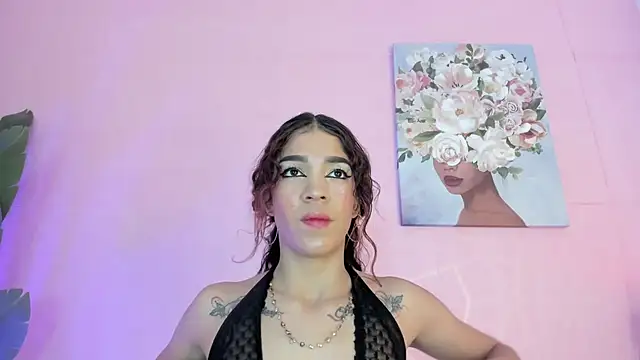 Snapshot of evelyn__rose1 chatting on March 10, 5:07 pm evelyn rose1 online show from March 10, 5:07 pm