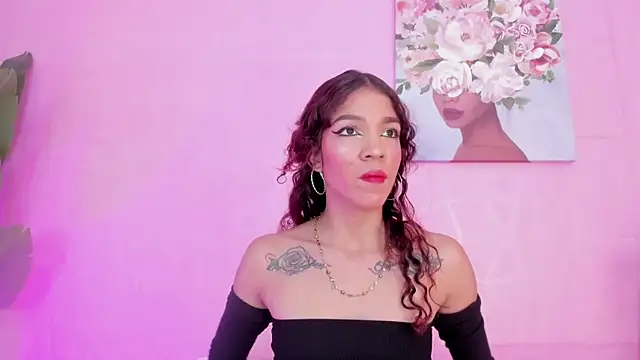 Snapshot of evelyn__rose1 chatting on March 11, 5:30 pm evelyn rose1 online show from March 11, 5:30 pm